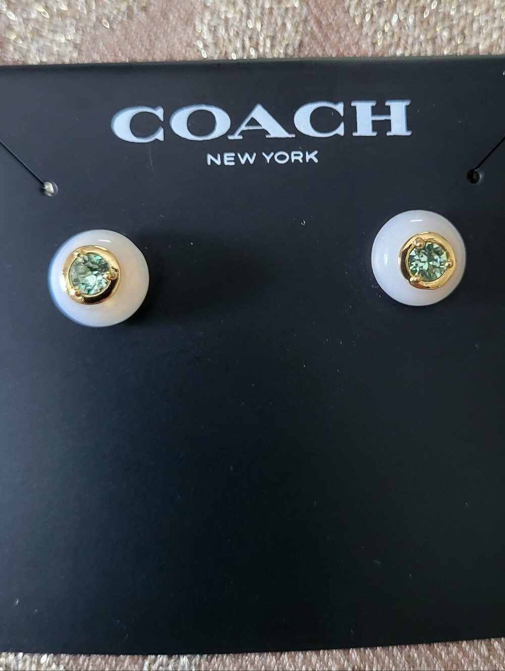 NWT Pretty And Simple Earrings